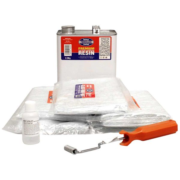 Baileys Fibreglass Repair Kit with Bubble Burster (40 sq ft)